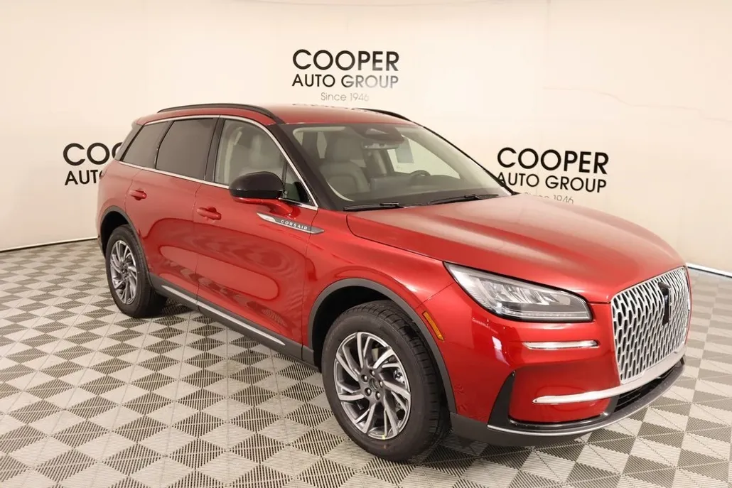 2026 Lincoln Corsair Premiere photo 1