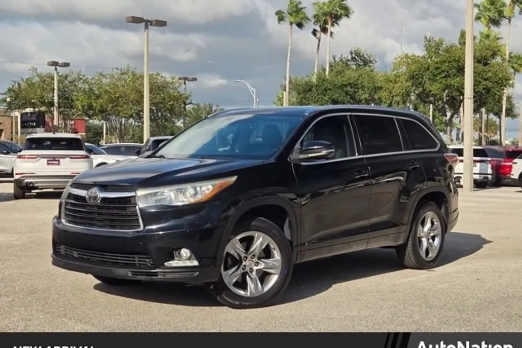 2015 Toyota Highlander Limited Platinum photo 1