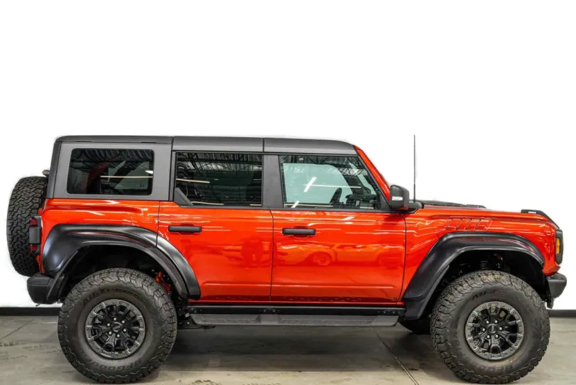 2023 Ford Bronco Raptor photo 1