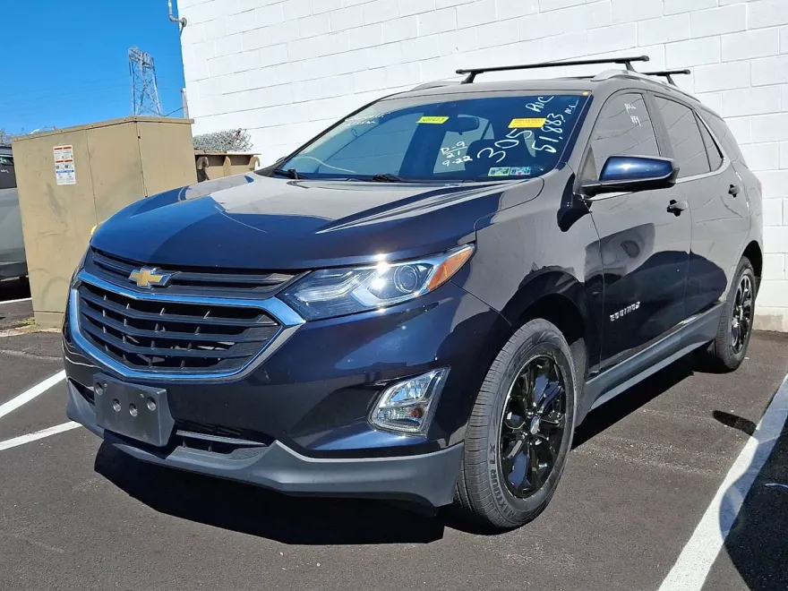 2021 Chevrolet Equinox LT photo 1