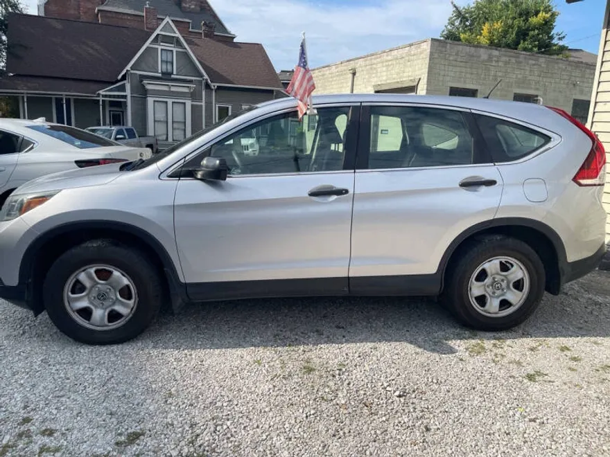 2014 Honda CR-V LX photo 1