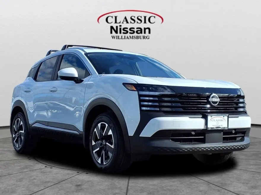 2025 Nissan Kicks SV photo 1