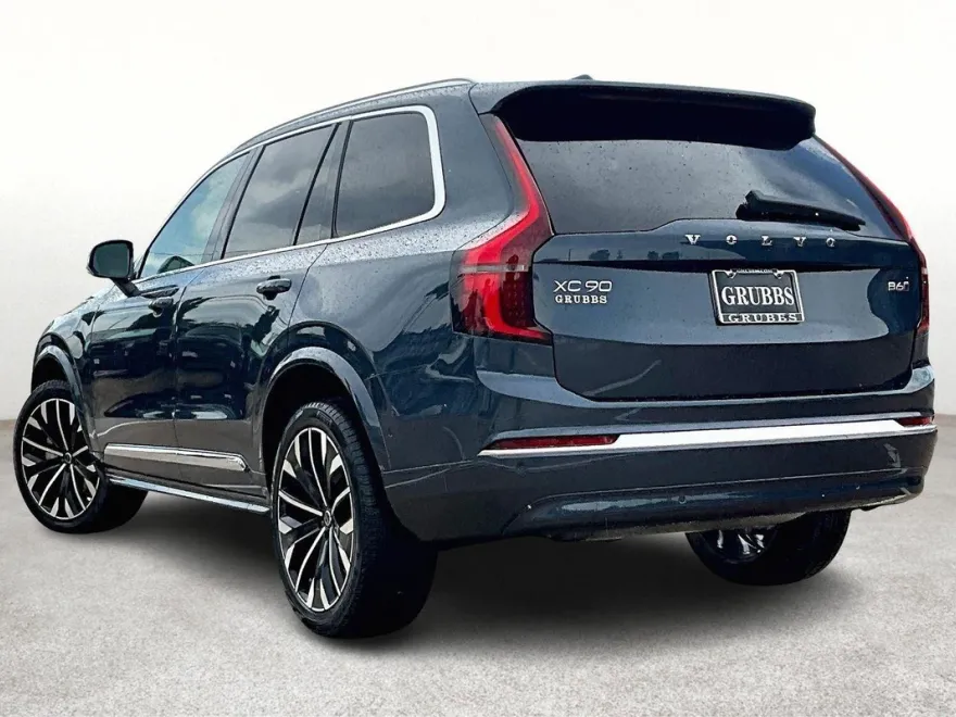 2026 Volvo XC90 photo 1