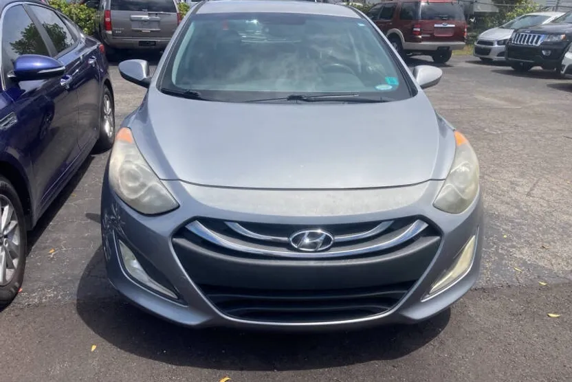2013 Hyundai Elantra GT photo 1