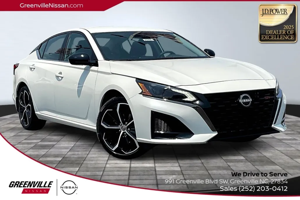 2025 Nissan Altima 2.5 SR photo 1