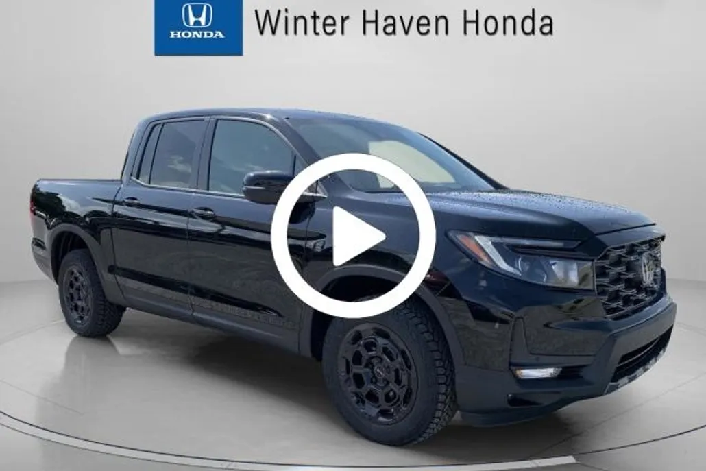 2025 Honda Ridgeline TrailSport photo 1