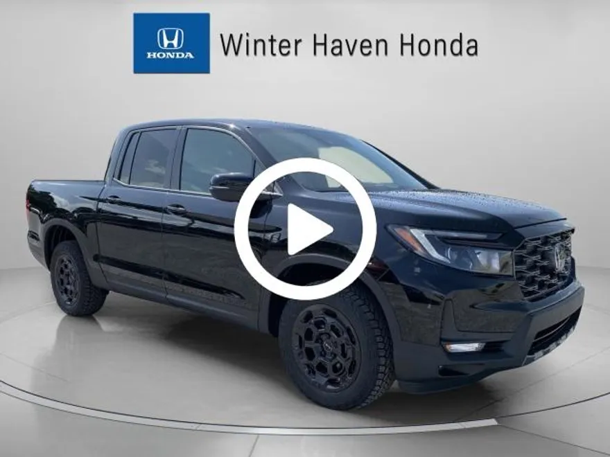2025 Honda Ridgeline TrailSport photo 1