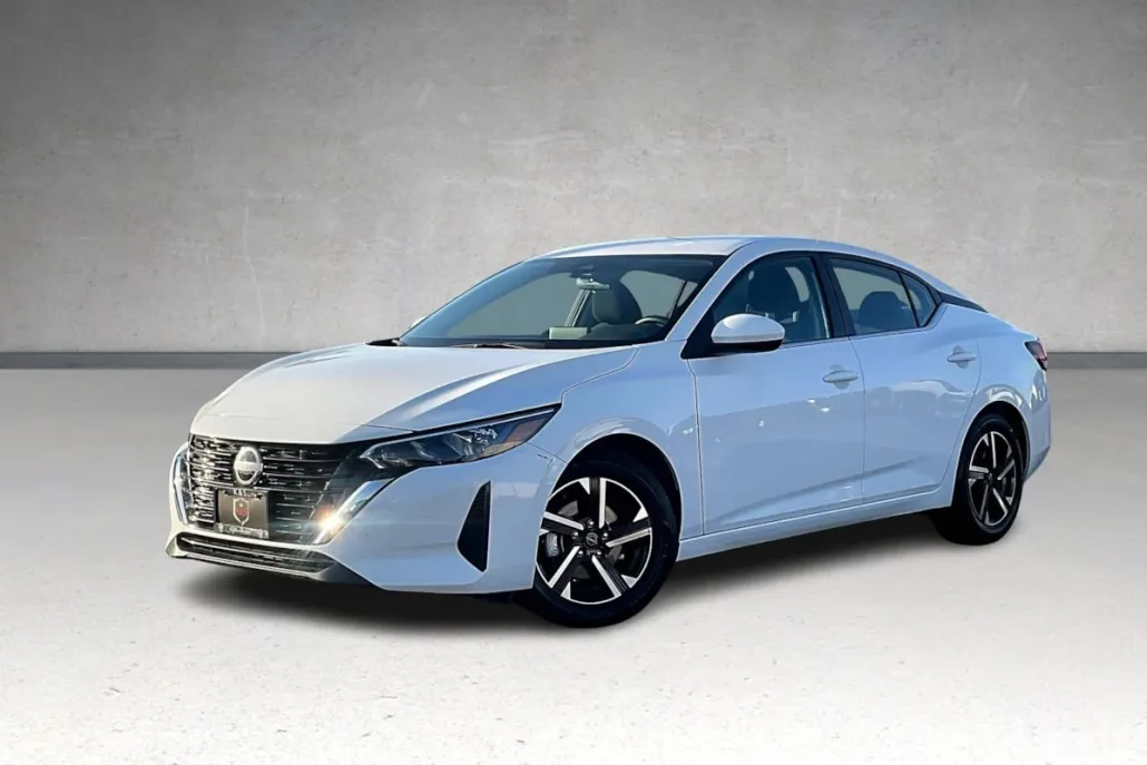 2024 Nissan Sentra SV photo 1