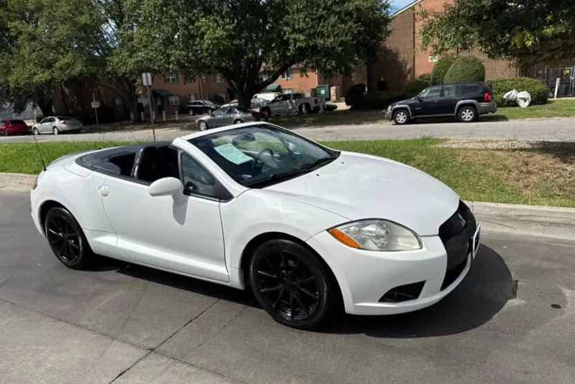 2012 Mitsubishi Eclipse Spyder GS photo 1
