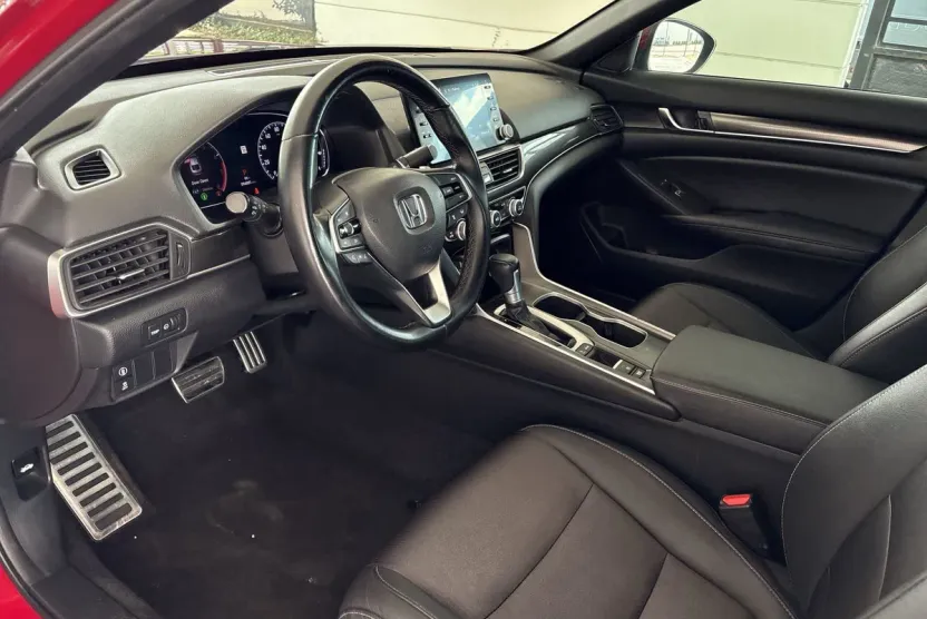 2019 Honda Accord Sport photo 1