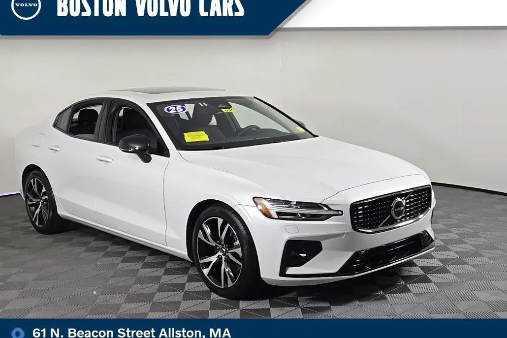 2025 Volvo S60 B5 Core photo 1