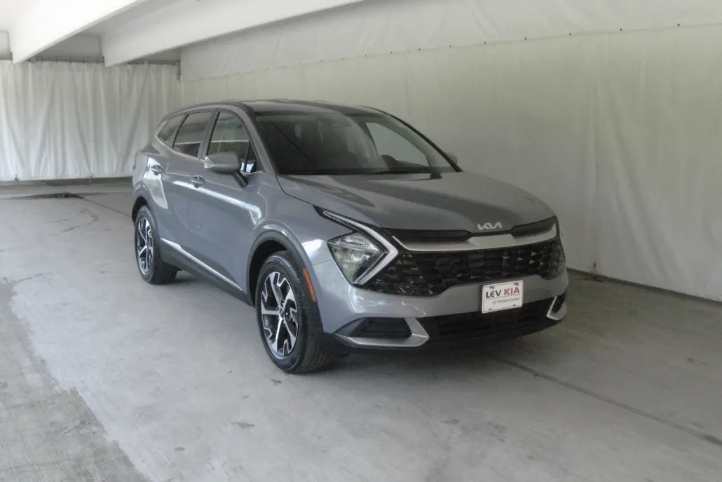 2023 Kia Sportage EX photo 1