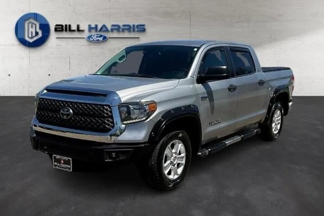2019 Toyota Tundra SR5 CrewMax photo 1