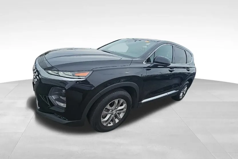 2020 Hyundai Santa Fe SE photo 1