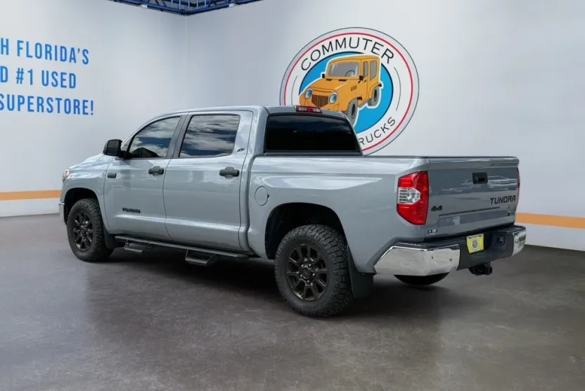 2019 Toyota Tundra SR5 CrewMax photo 1