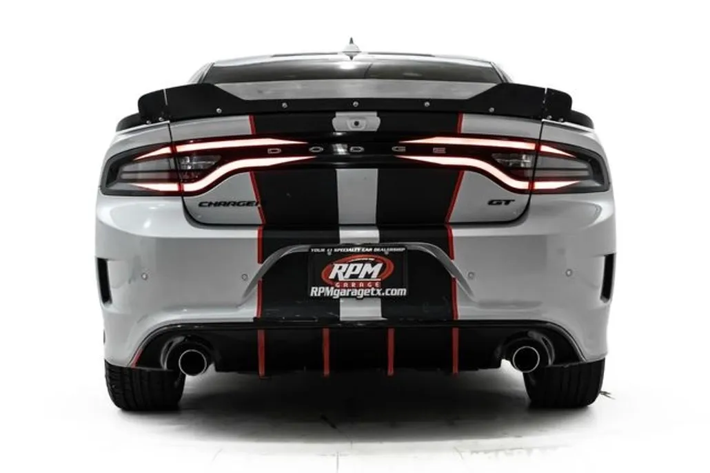 2019 Dodge Charger GT photo 1