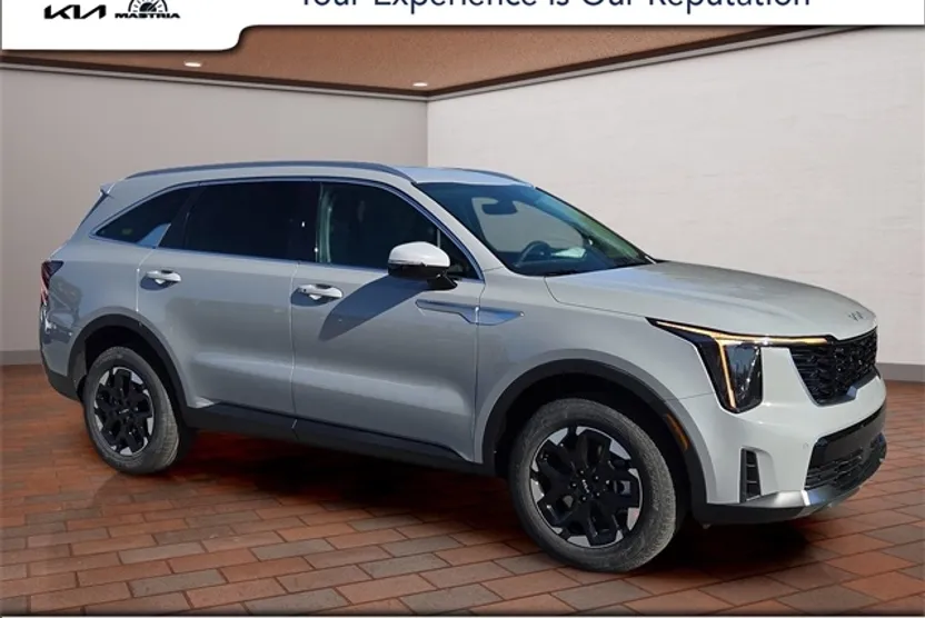 2026 Kia Sorento S photo 1