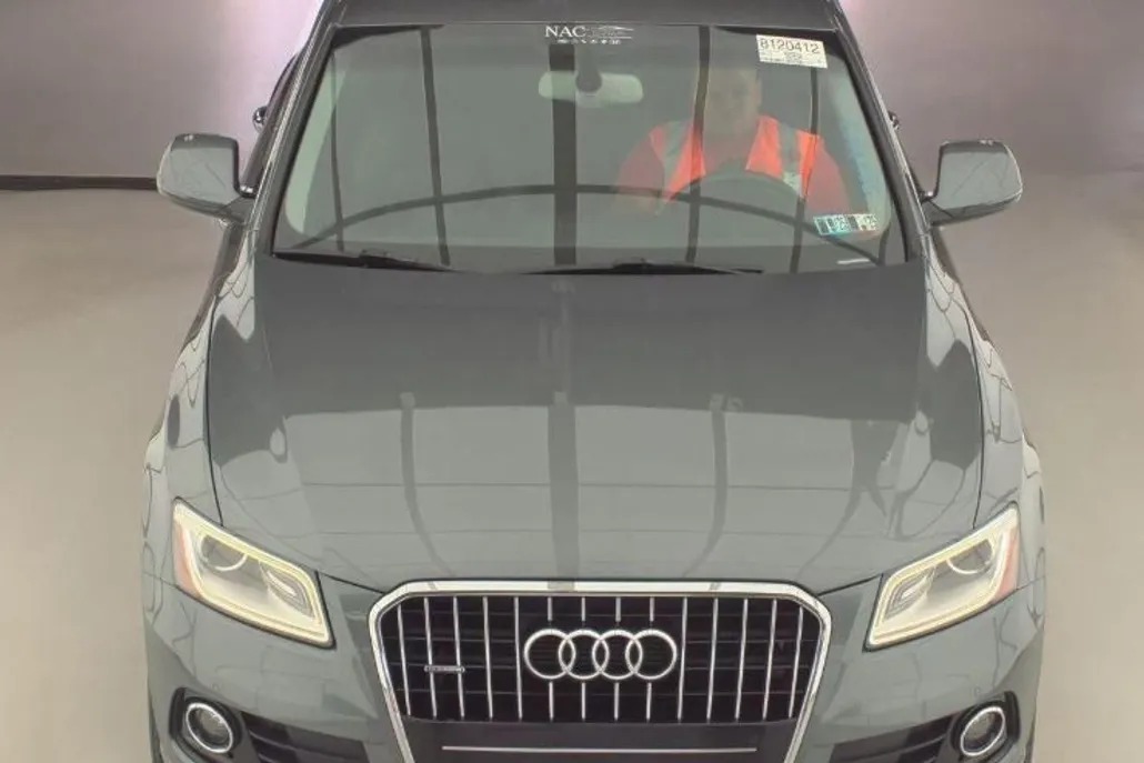 2016 Audi Q5 2.0T Premium Plus photo 1