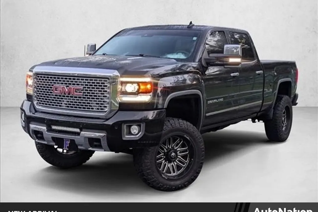 2016 Gmc Sierra 2500 HD Denali photo 1
