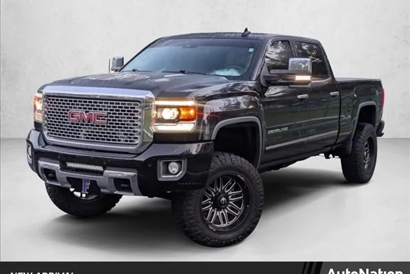 2016 Gmc Sierra 2500 HD Denali photo 1