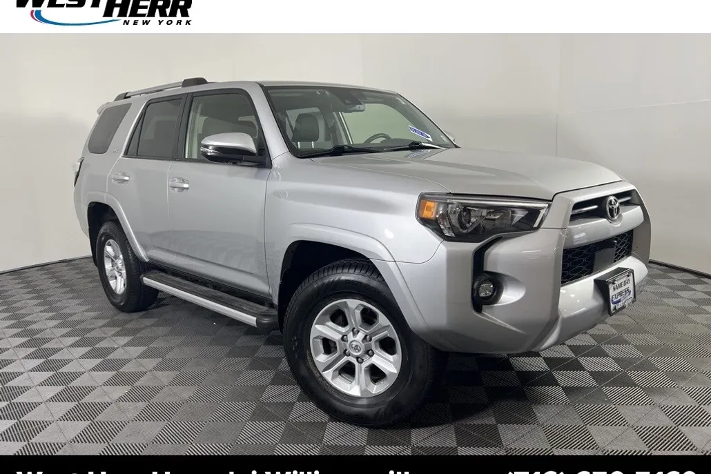 2023 Toyota 4Runner SR5 Premium photo 1