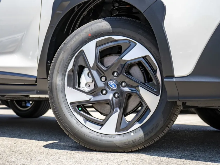 2025 Subaru Crosstrek Limited photo 1