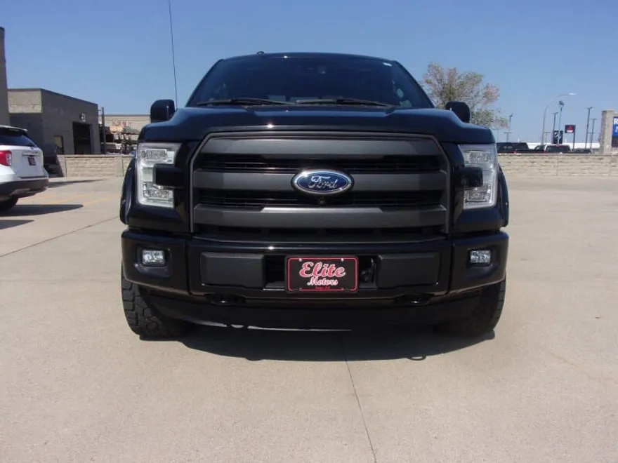 2015 Ford F-150 Lariat photo 1
