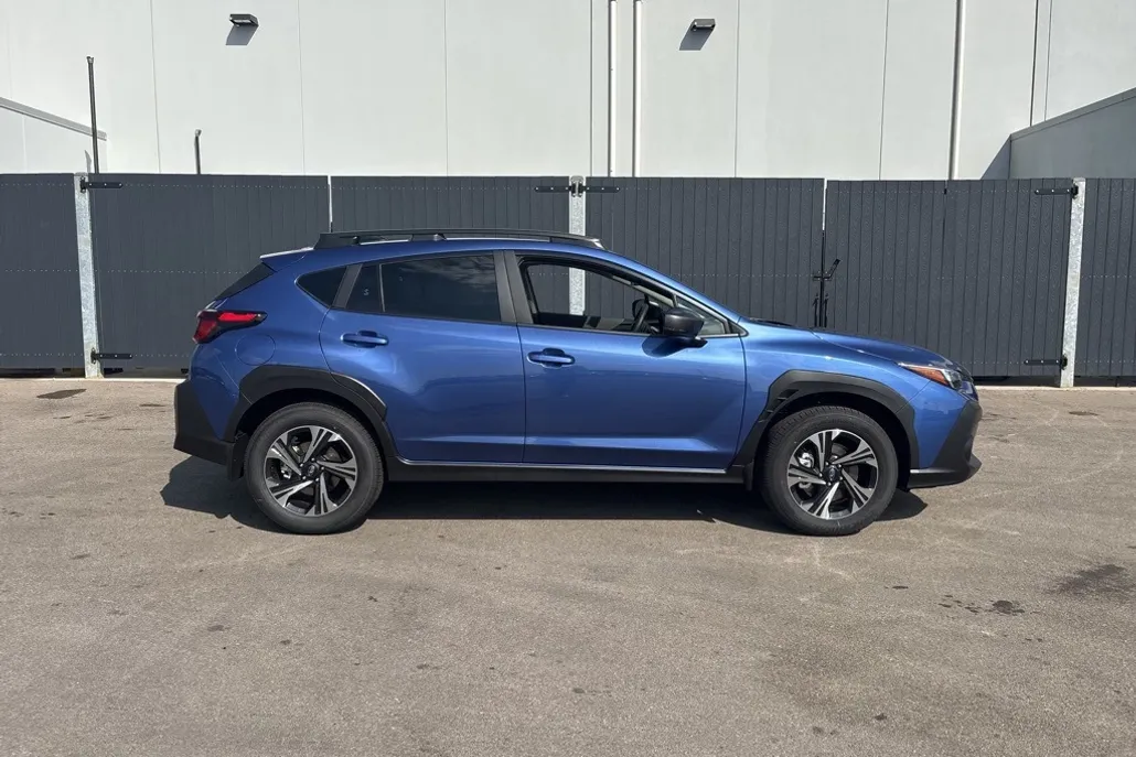 2025 Subaru Crosstrek Premium photo 1