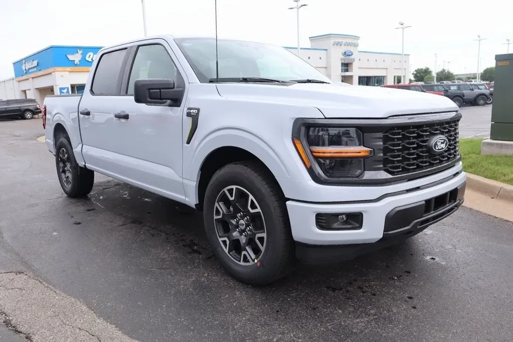 2025 Ford F-150 STX photo 1