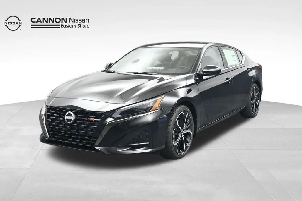 2025 Nissan Altima 2.5 SR photo 1