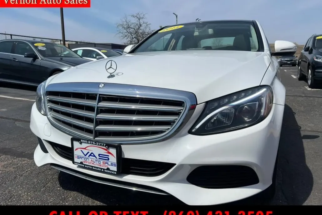 2015 Mercedes Benz C 300 Luxury 4MATIC photo 1