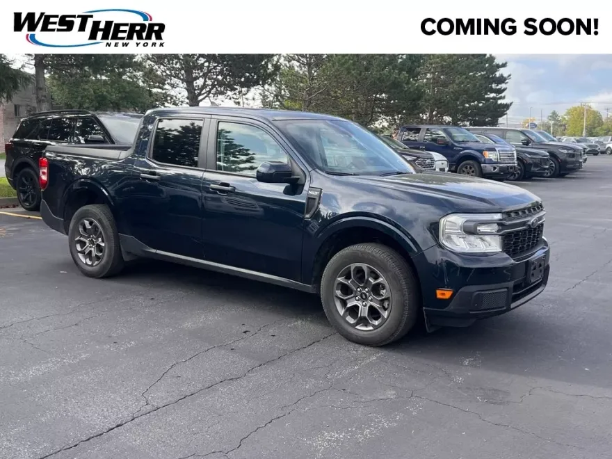 2022 Ford Maverick XLT photo 1