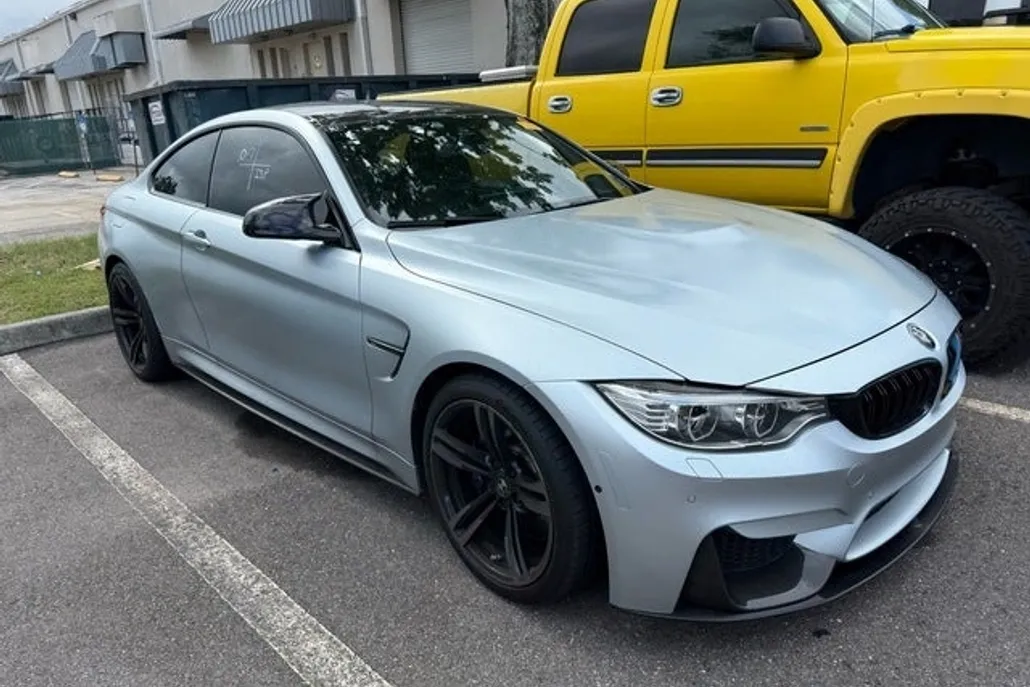 2016 Bmw M4 4-Series photo 1