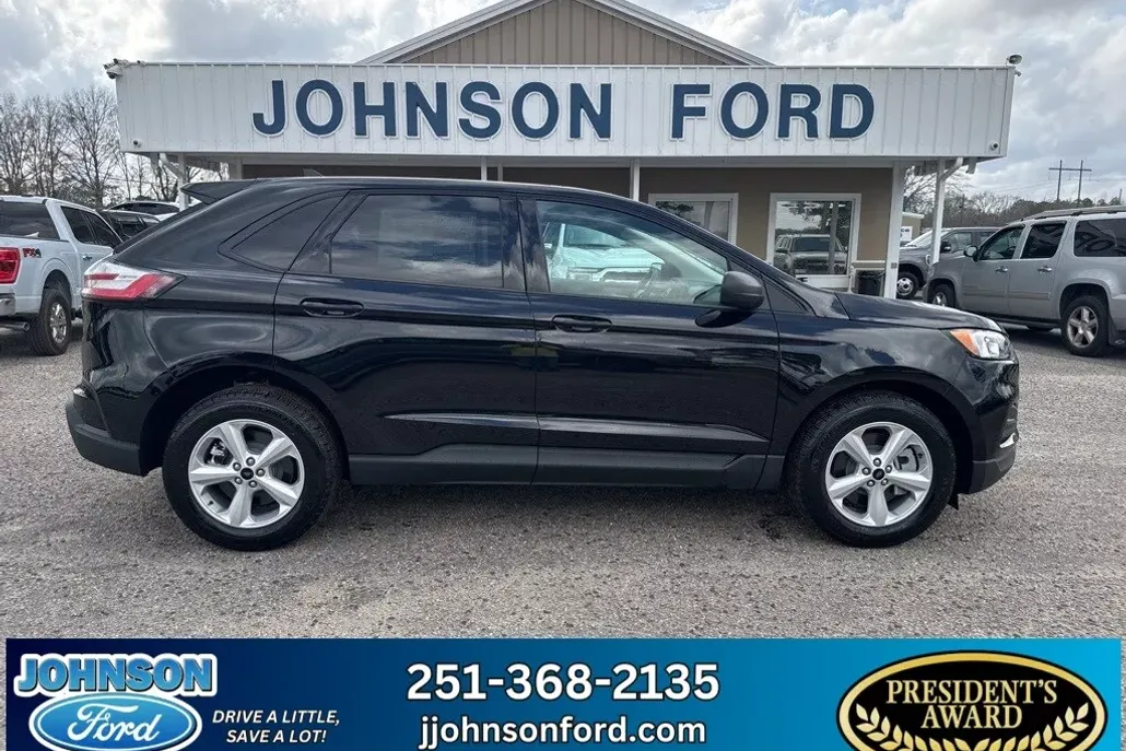 2024 Ford Edge SE photo 1