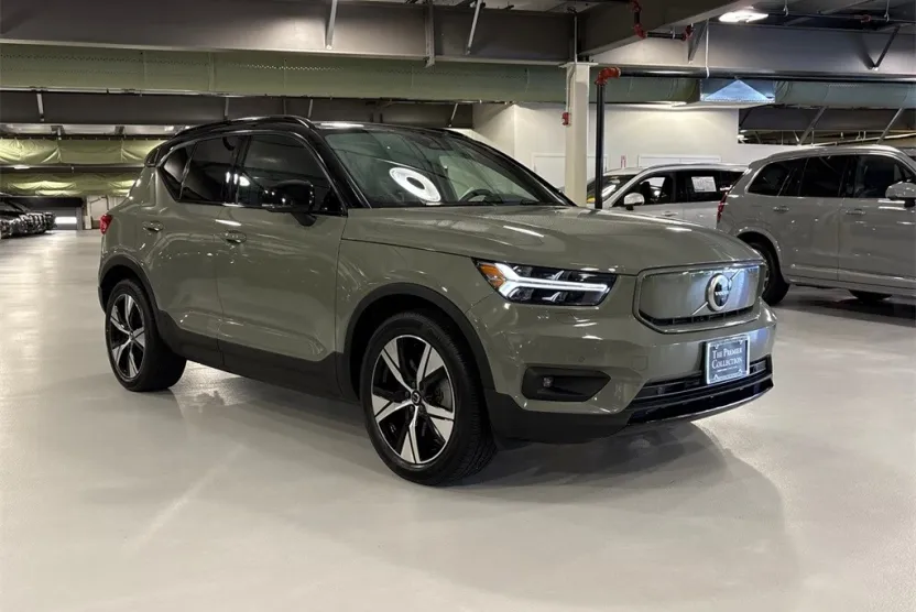 2021 Volvo XC40 Recharge Twin P8 photo 1