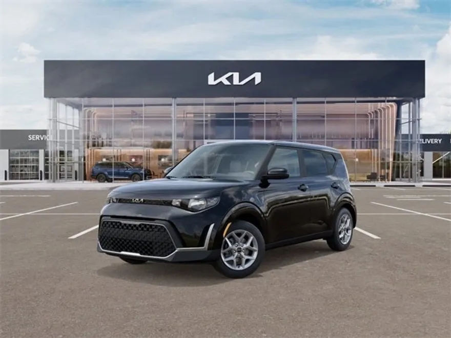 2025 Kia Soul LX photo 1