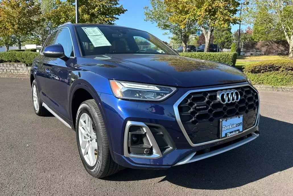 2022 Audi Q5 45 S line Premium photo 1
