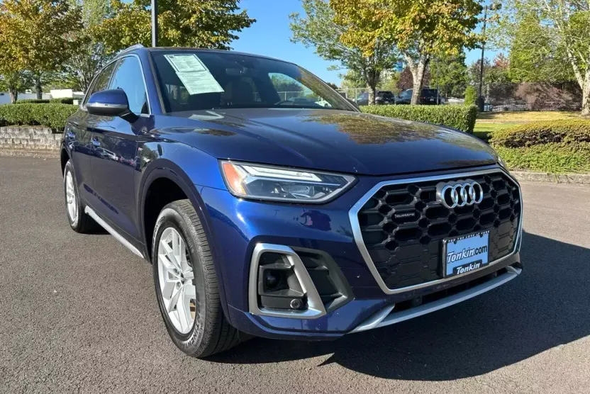 2022 Audi Q5 45 S line Premium photo 1