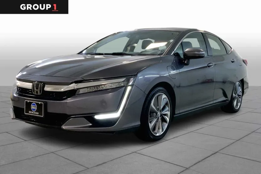 2018 Honda Clarity Plug-In Hybrid Touring photo 1