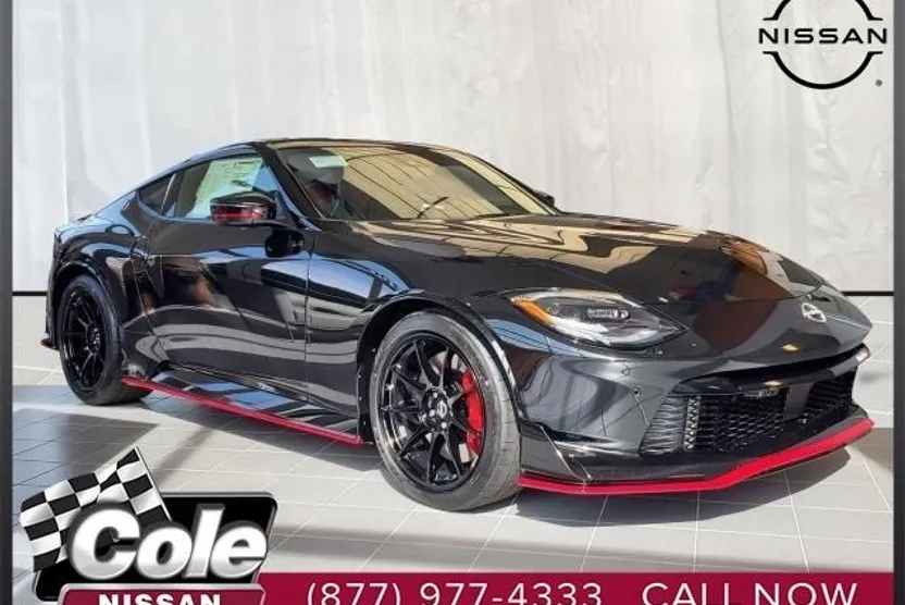 2024 Nissan Z Nismo photo 1