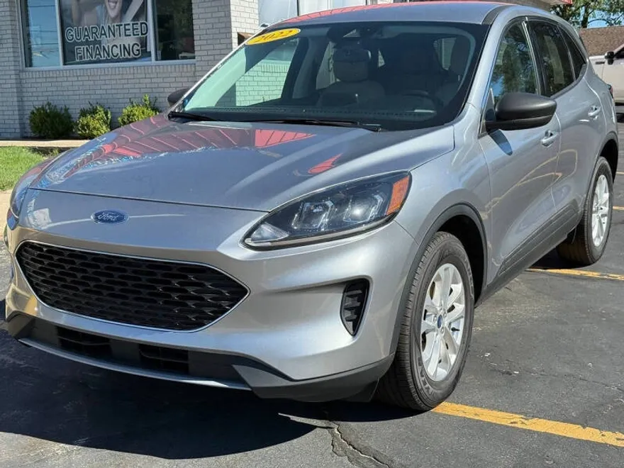 2022 Ford Escape SE photo 1