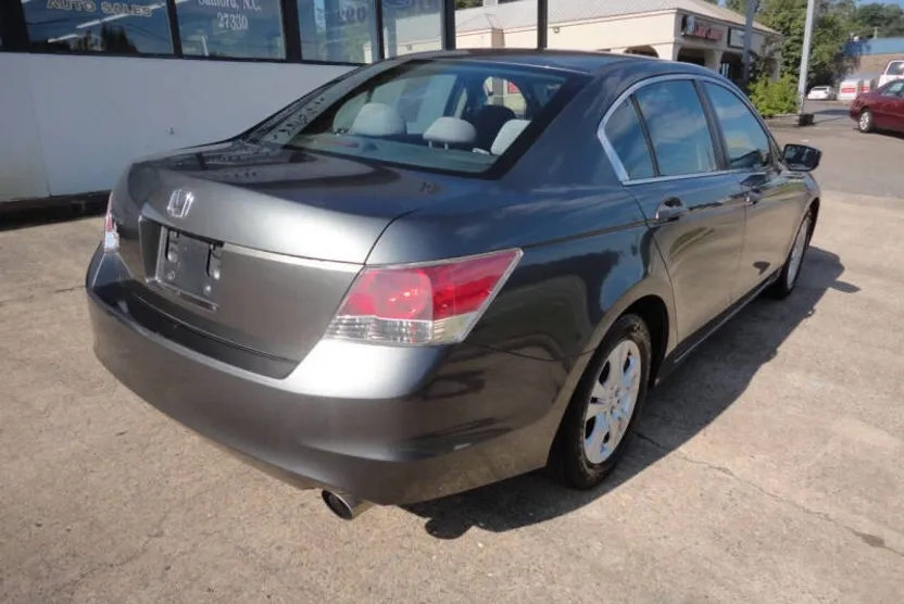 2009 Honda Accord LX-P photo 1