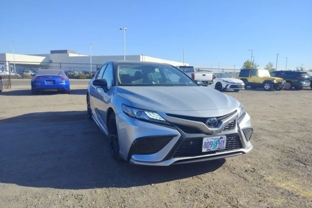 2023 Toyota Camry XSE V6 photo 1