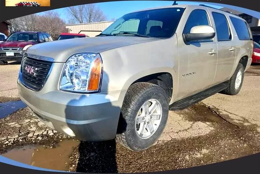 2013 Gmc Yukon XL SLT photo 1