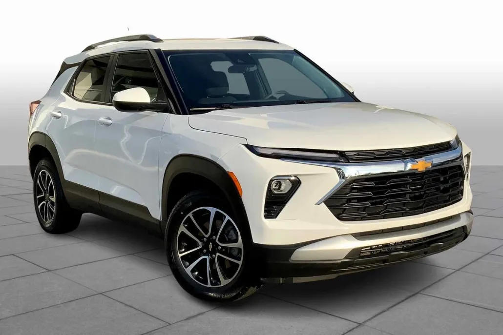 2025 Chevrolet Trailblazer LT photo 1