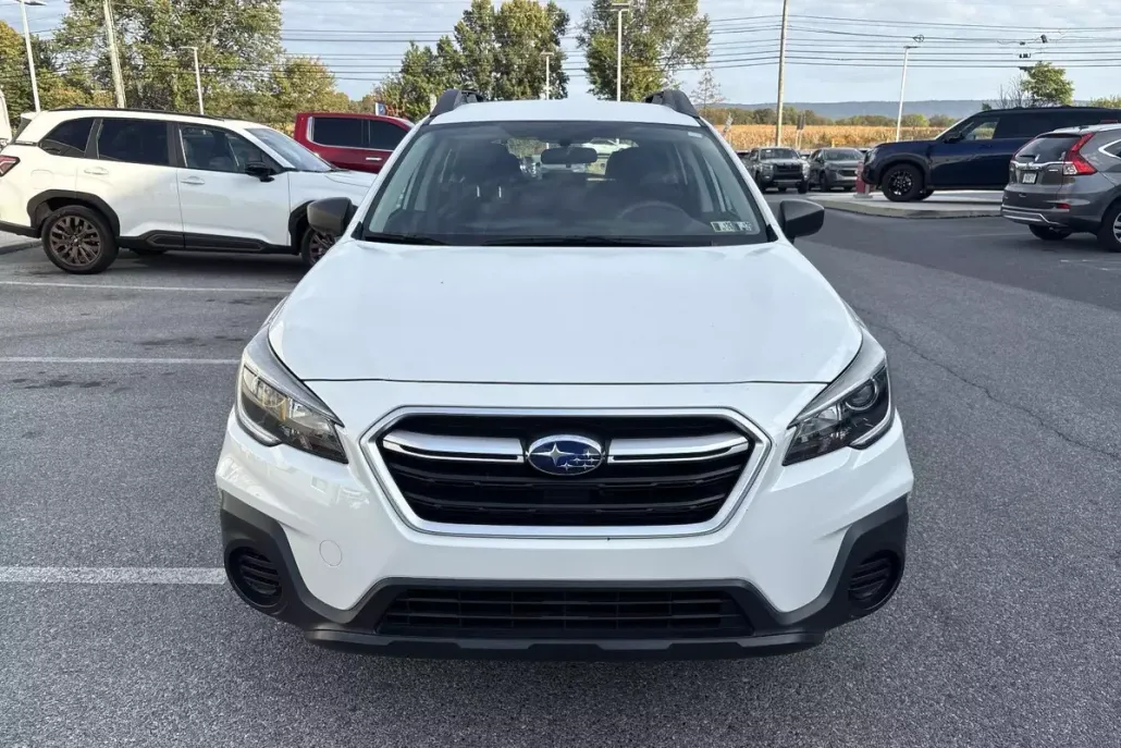 2018 Subaru Outback 2.5i photo 1