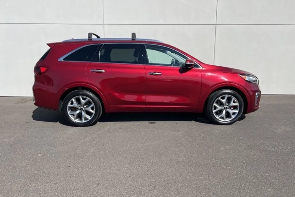 2019 Kia Sorento SX photo 1