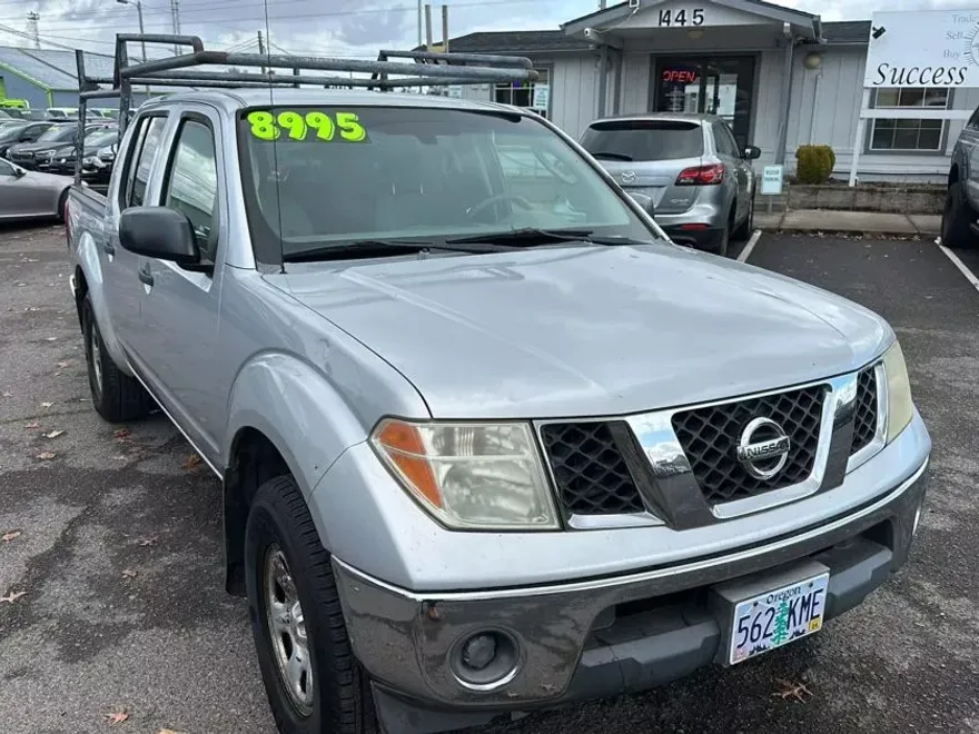 2008 Nissan Frontier LE photo 1