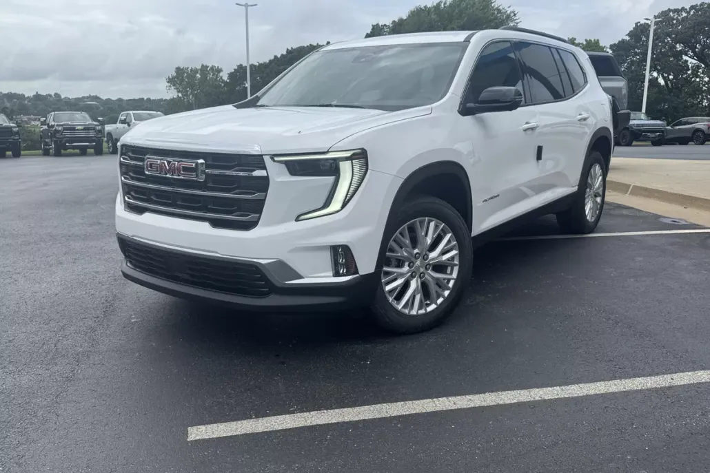 2025 Gmc Acadia Elevation photo 1