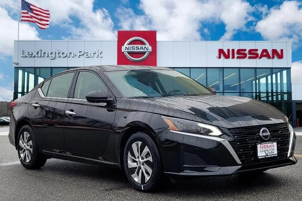 2025 Nissan Altima 2.5 S photo 1